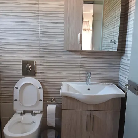 Krystal * Krystallopigí